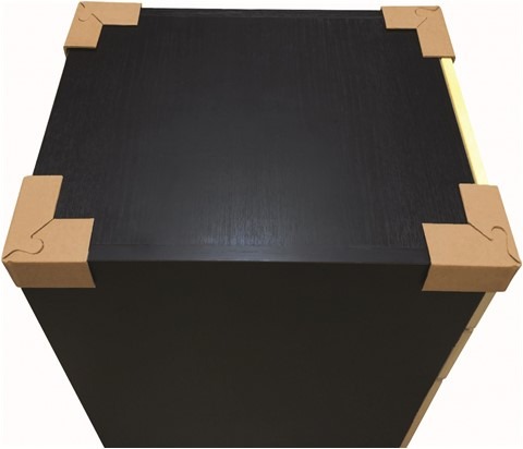 стол в картонной упаковке- защитные картонные уголки