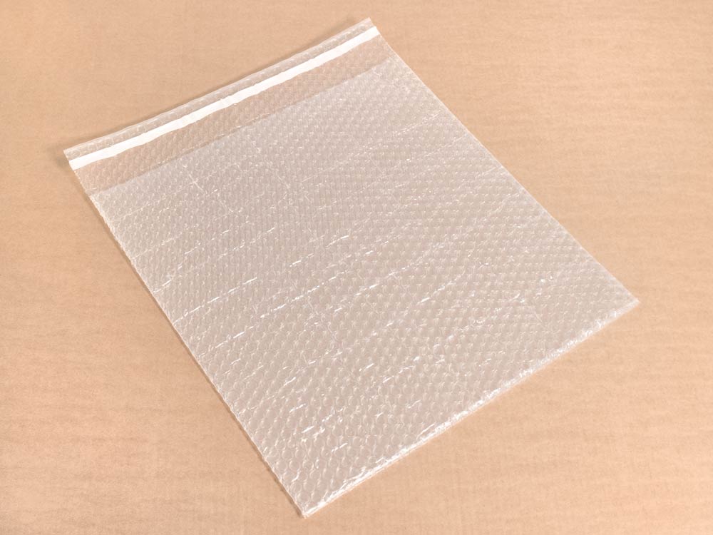 Пакет из ВПП 3-10-75 (0,40м*0,40м + клапан 0,05м с клеевым слоем)